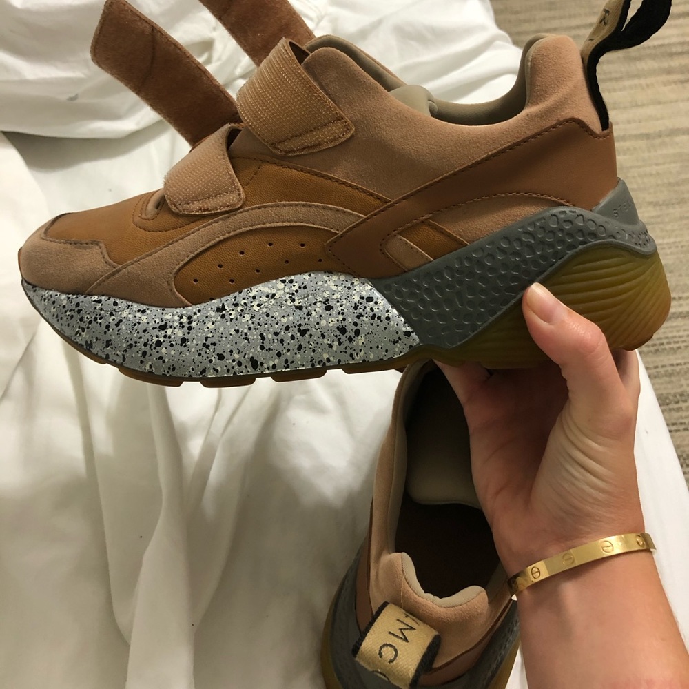 Eclypse Nut Sneakers